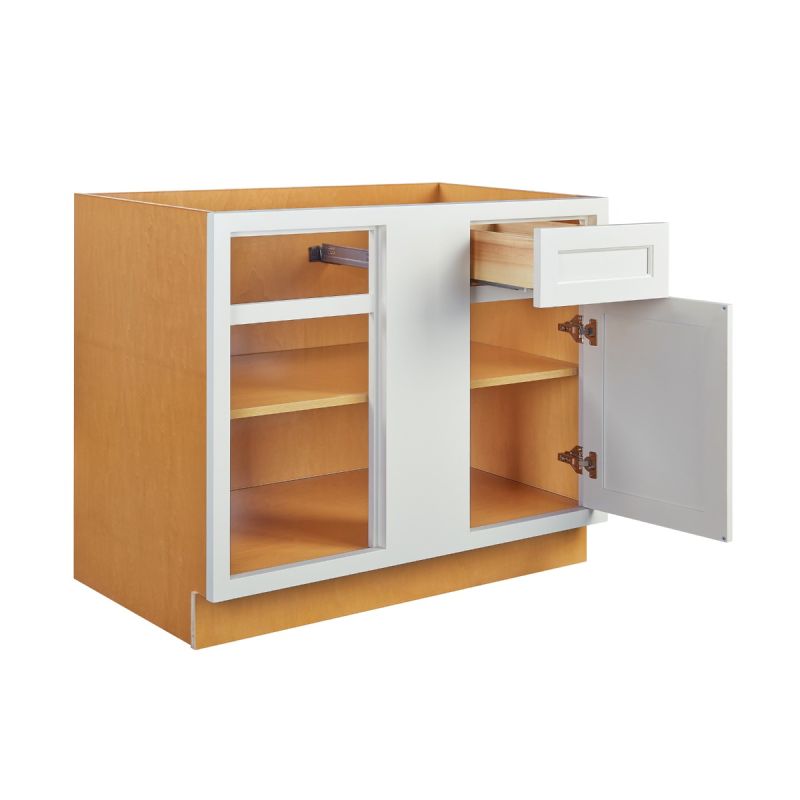 D5-BBC42 Vintage White Blind Base 42"