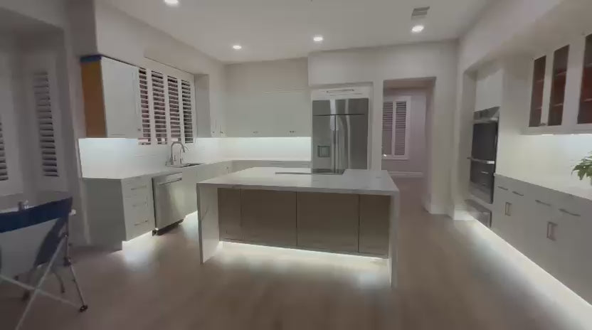 Load video: The elegant look of Inset White Shaker kitchen cabinet.